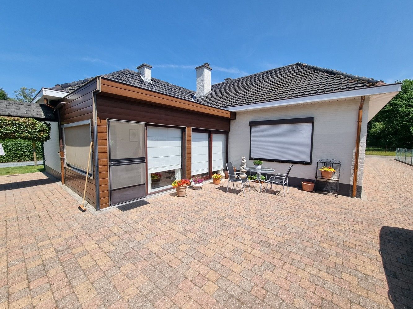 Uitstekend gelegen woonhuis op een prachtig perceel van 15a foto 3
