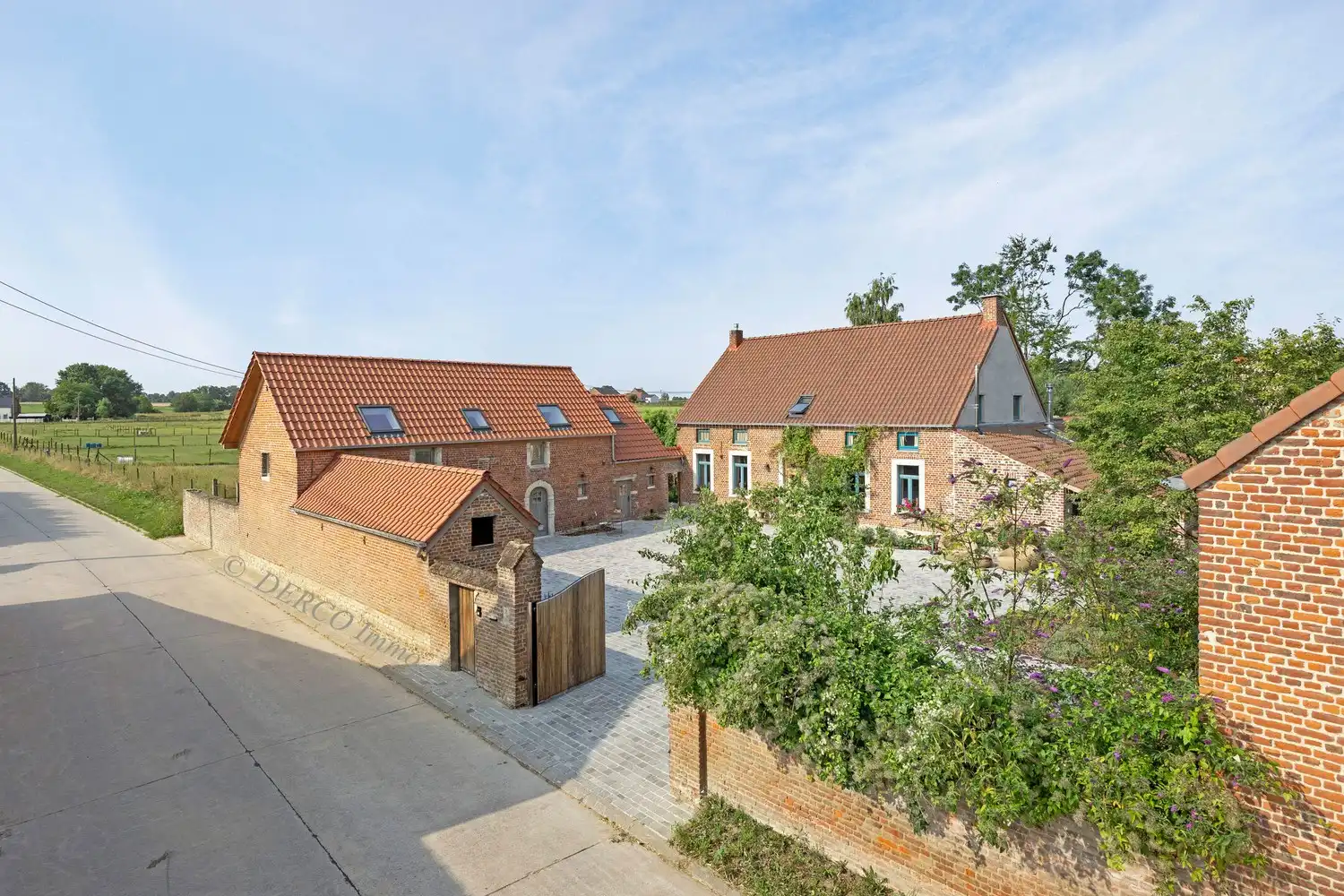 prachtig gerenoveerde vierkantshoeve met "een ZIEL" foto 4