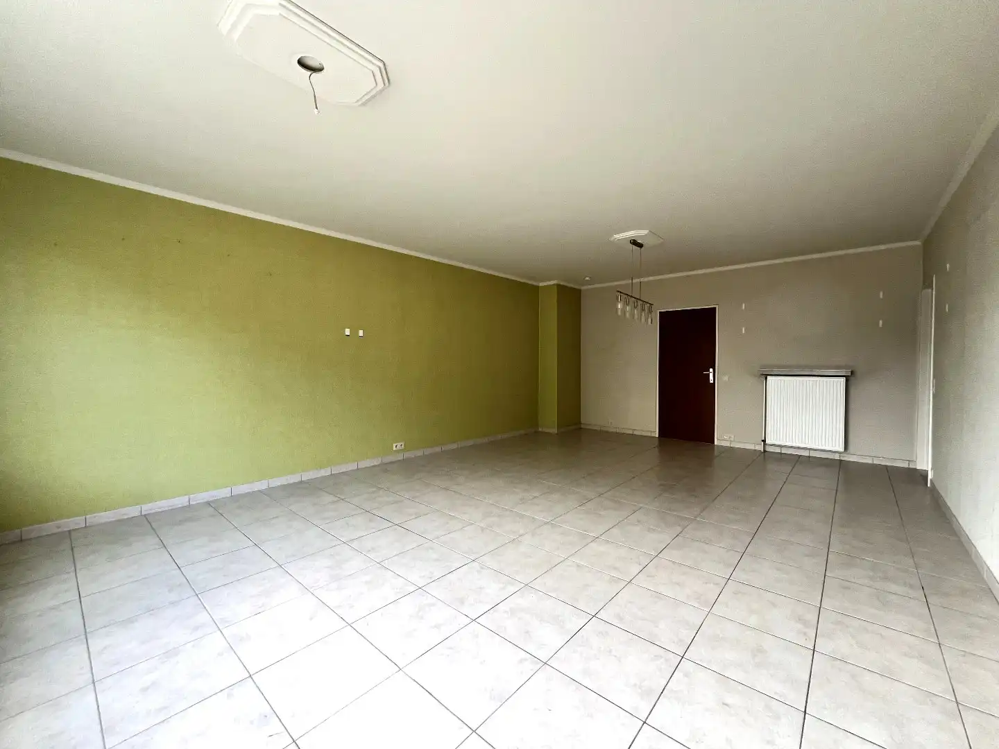 Hedendaags 2 slpk appartement met balkon foto 4