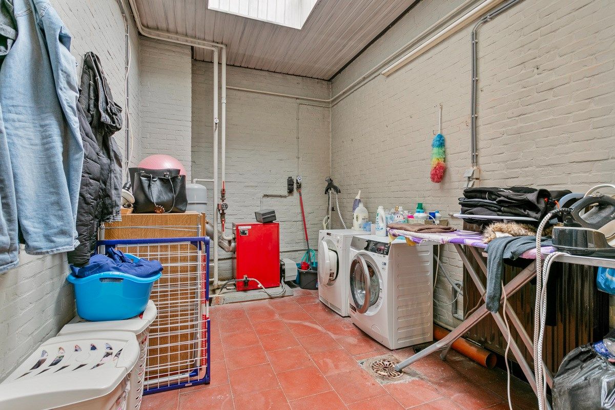 Ruime woning met tuin, garage en 3 slaapkamers in Mol-centrum foto 11