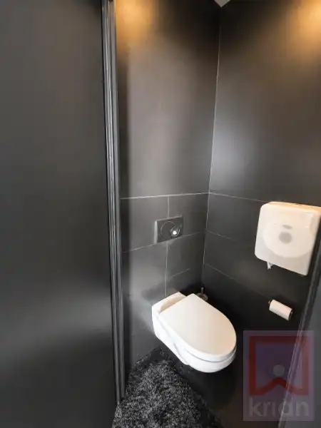 Instapklaar dakappartement met groot terras – inclusief meubilair foto 3