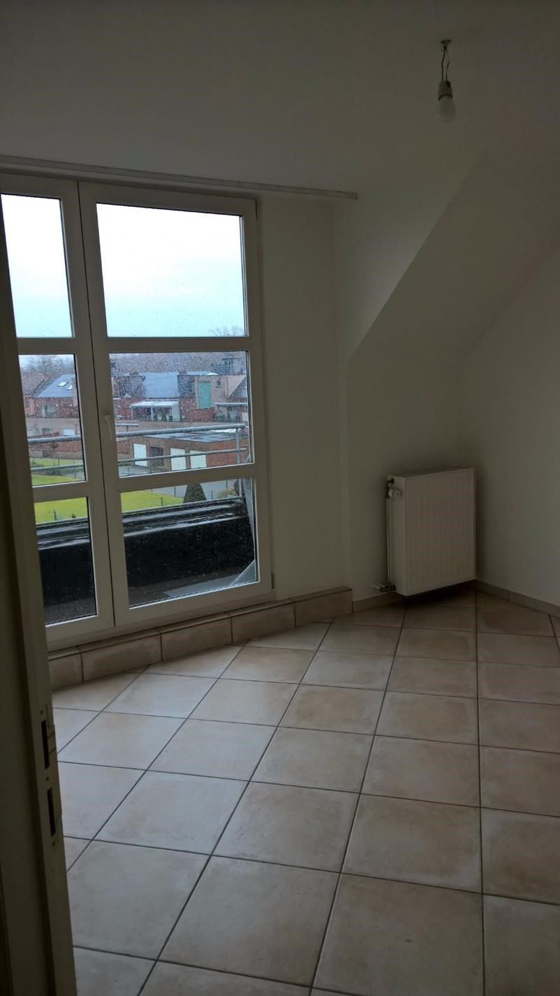 Duplexappartement gelegen in het mooie Kuringen. foto 9