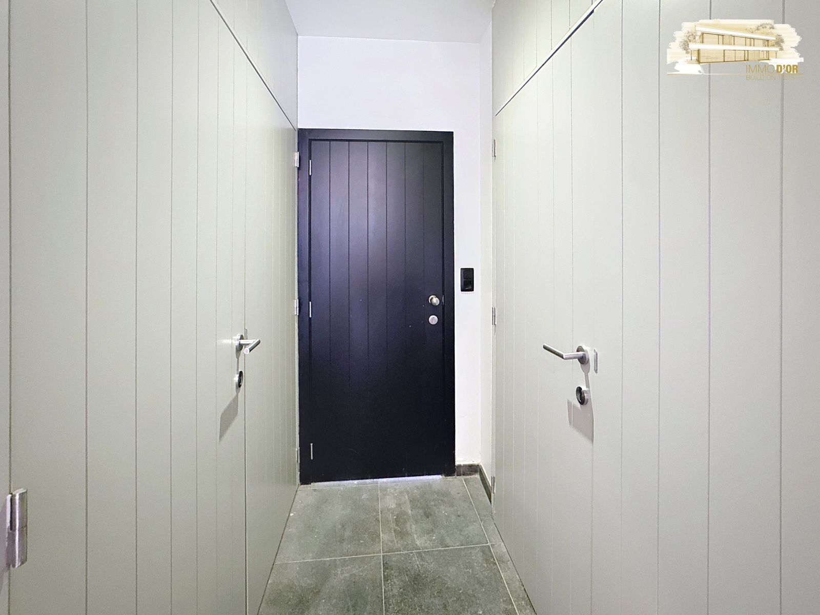 Gerenoveerd energiezuinig appartement met groot terras! foto 15