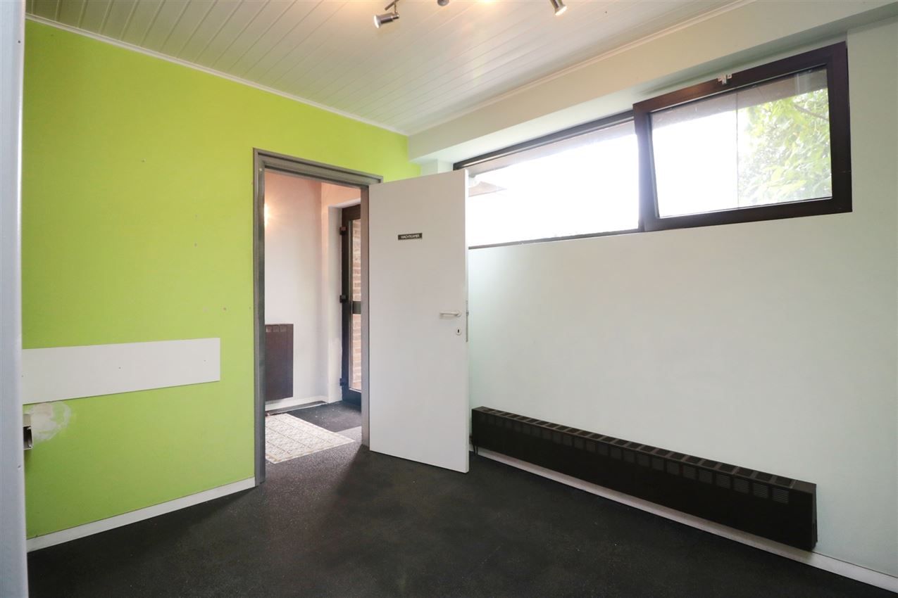label c, architecturaal plaatje, 6 slpk. mogelijk foto 54
