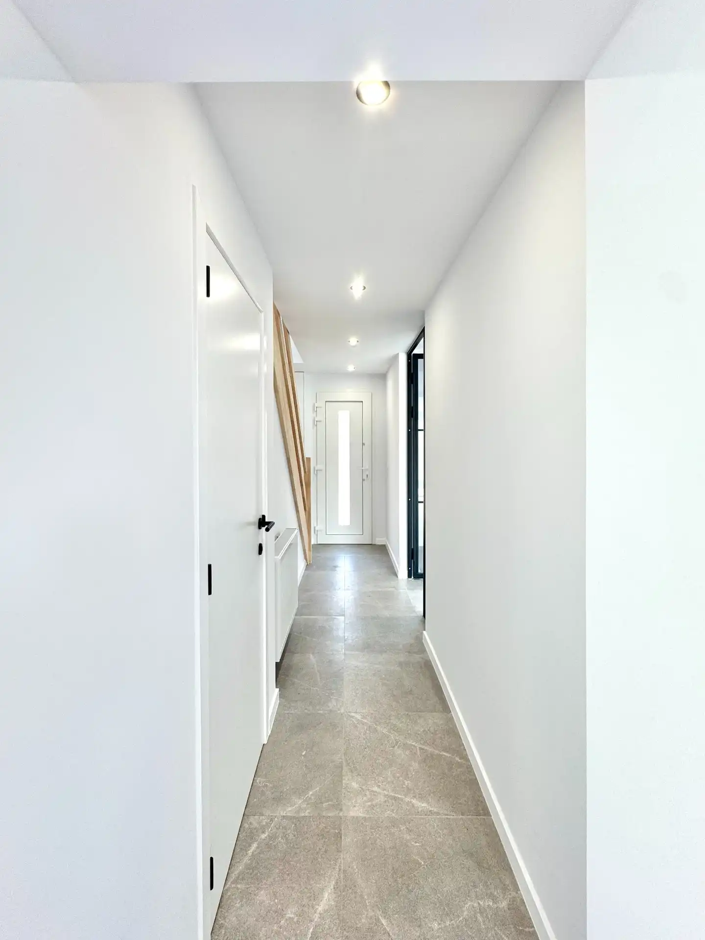 VOLLEDIG GERENOVEERDE WONING | TUIN | GARAGE | 294 M² foto 5