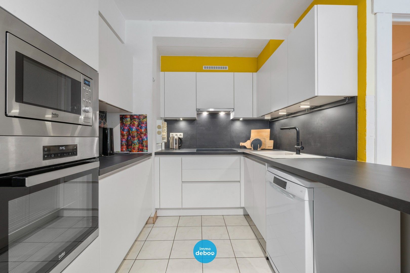 Instapklaar appartement met terras te centrum Oostende foto 7