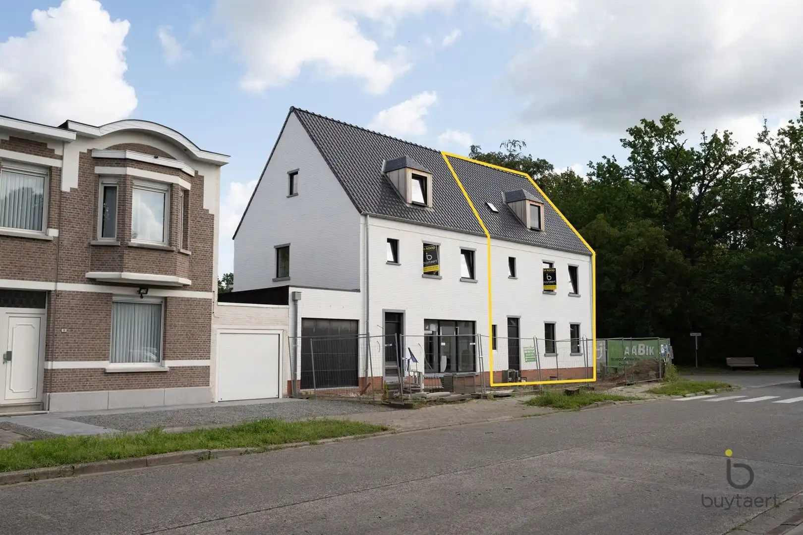 Tijdloze halfopen nieuwbouwwoning BEN-woning, bel-étage, ideaal woon-werk of voor zorgwoning. foto 17