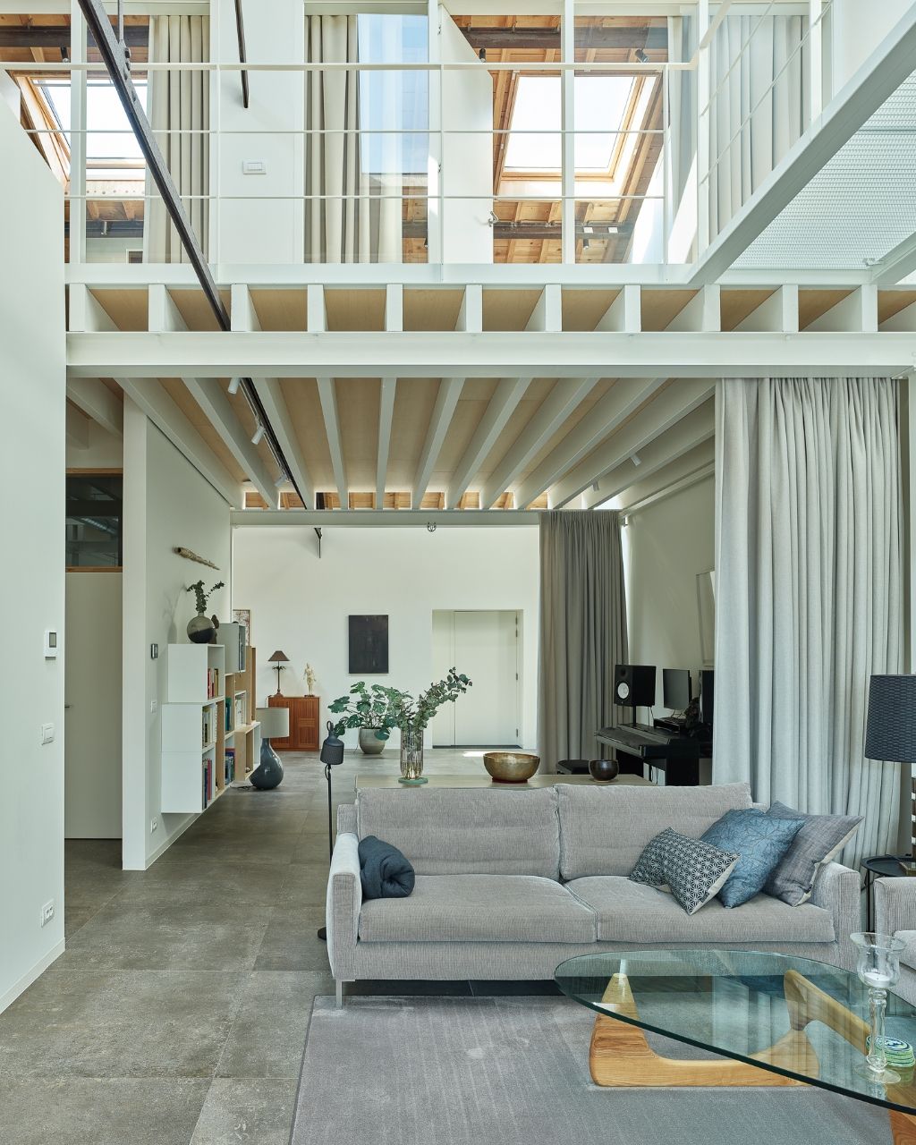 Luxueus en tijdloos – Exceptionele loft met 2 slaapkamers (mogelijkheid tot 3), ontworpen door ‘Plano Architecten’, in een beschermd gebouw met een rijkelijke industriële voorgeschiedenis. foto 10