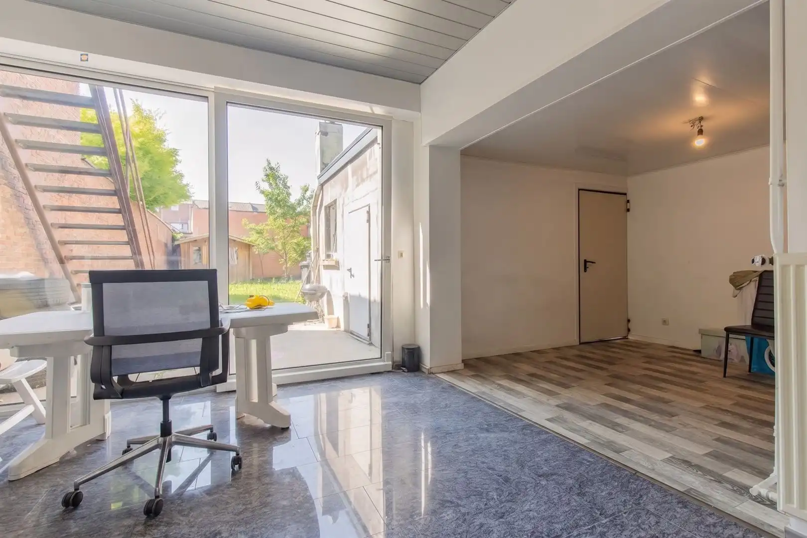 Opbrengsteigendom met handelsruimte en verhuurd duplex appartement in het centrum van Willebroek foto 7