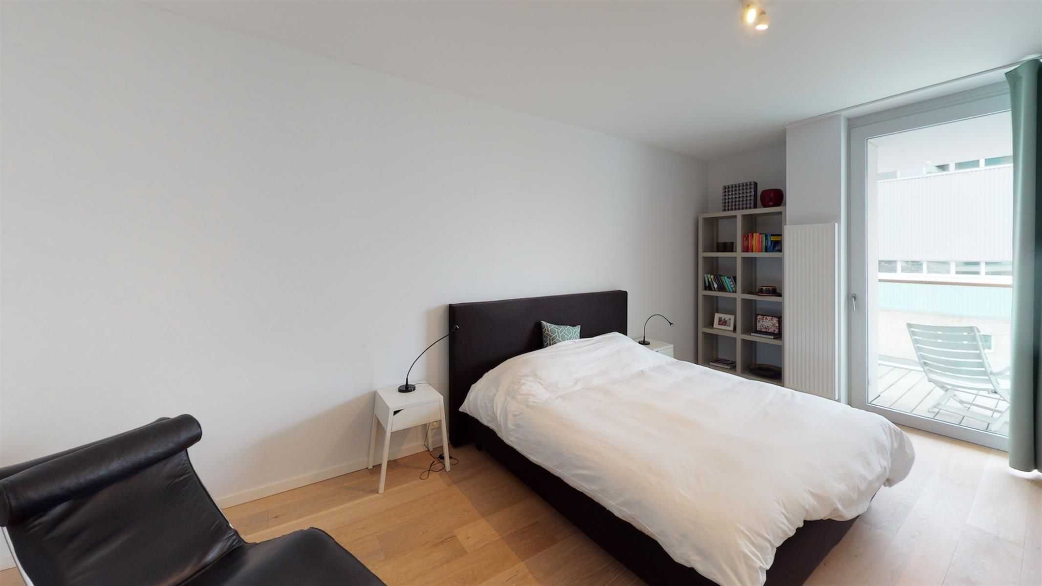 ANTWERPEN - 2 slaapkamer appartement met ruime terrassen foto 5