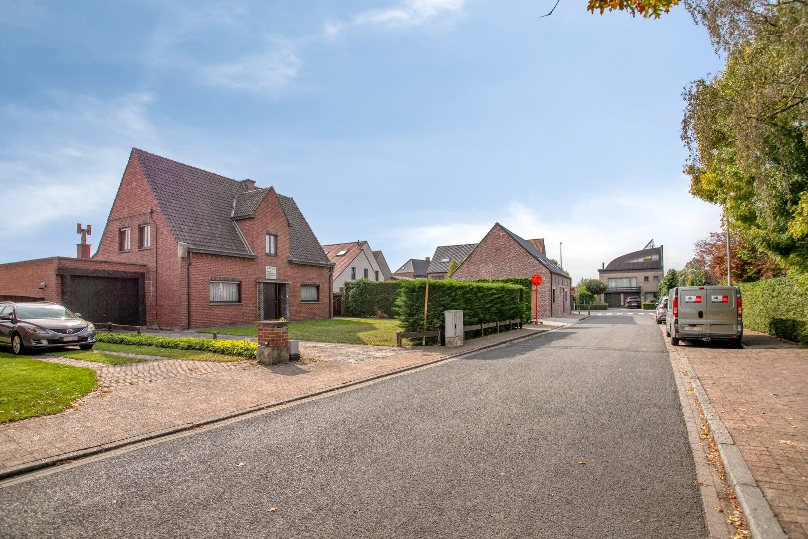 Hoofdfoto van de publicatie: Alleenstaande woning met atelier op 1.137 m²!