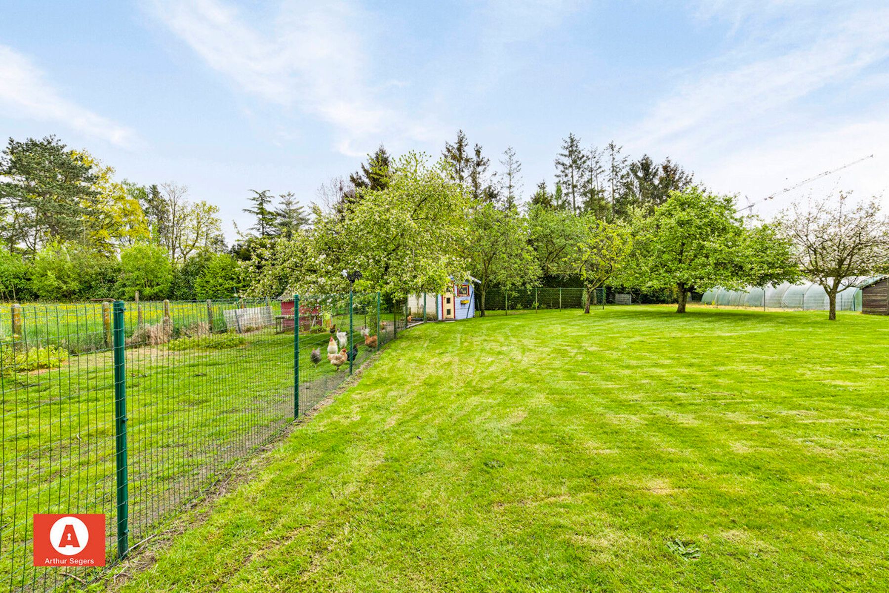 Villa met 4 slaapkamers en fenomenale tuin op 26a 77ca foto 26