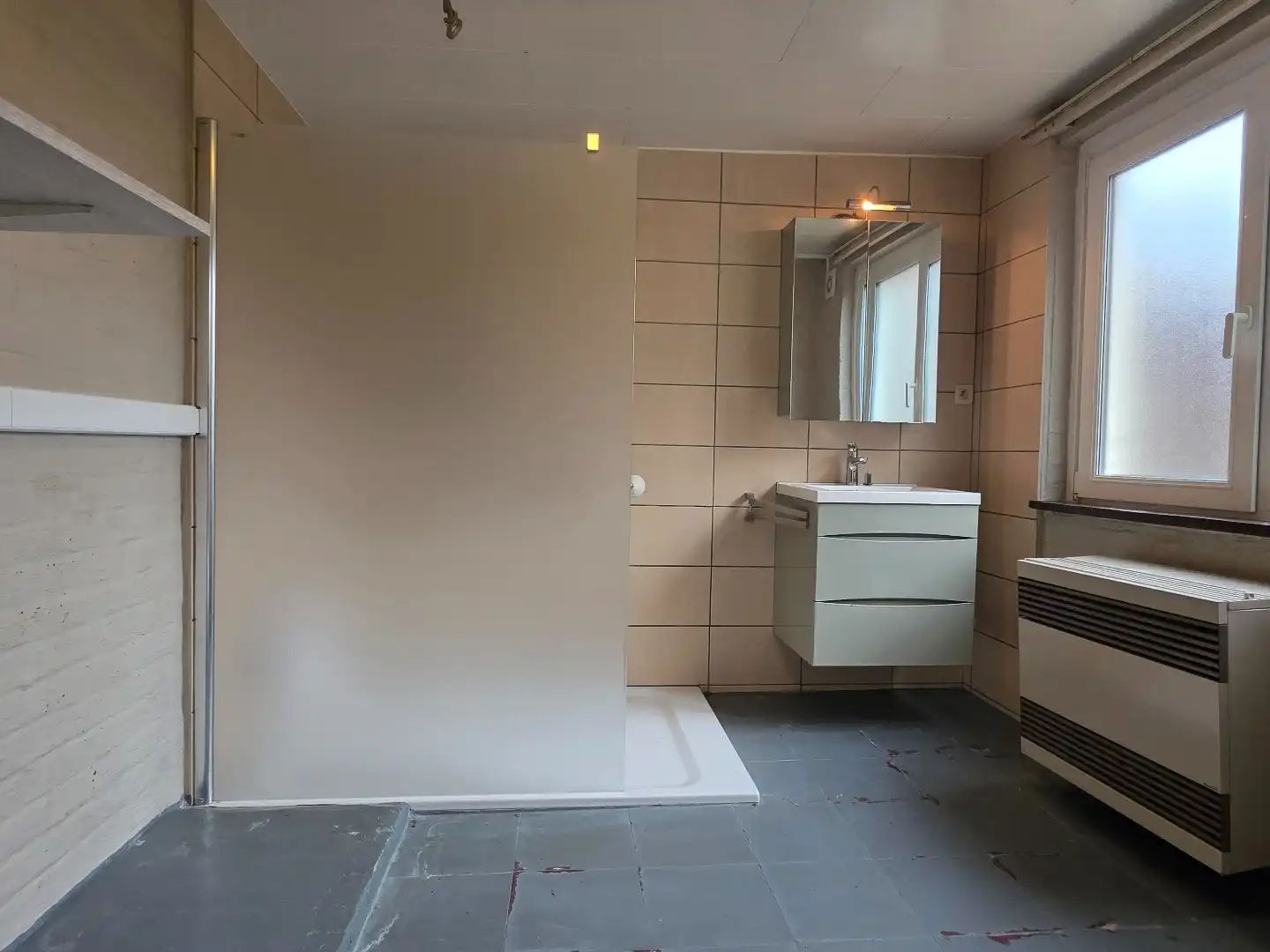 Sterke woning in beton met 3 garages, landelijke verzichten in Hulste. foto 8