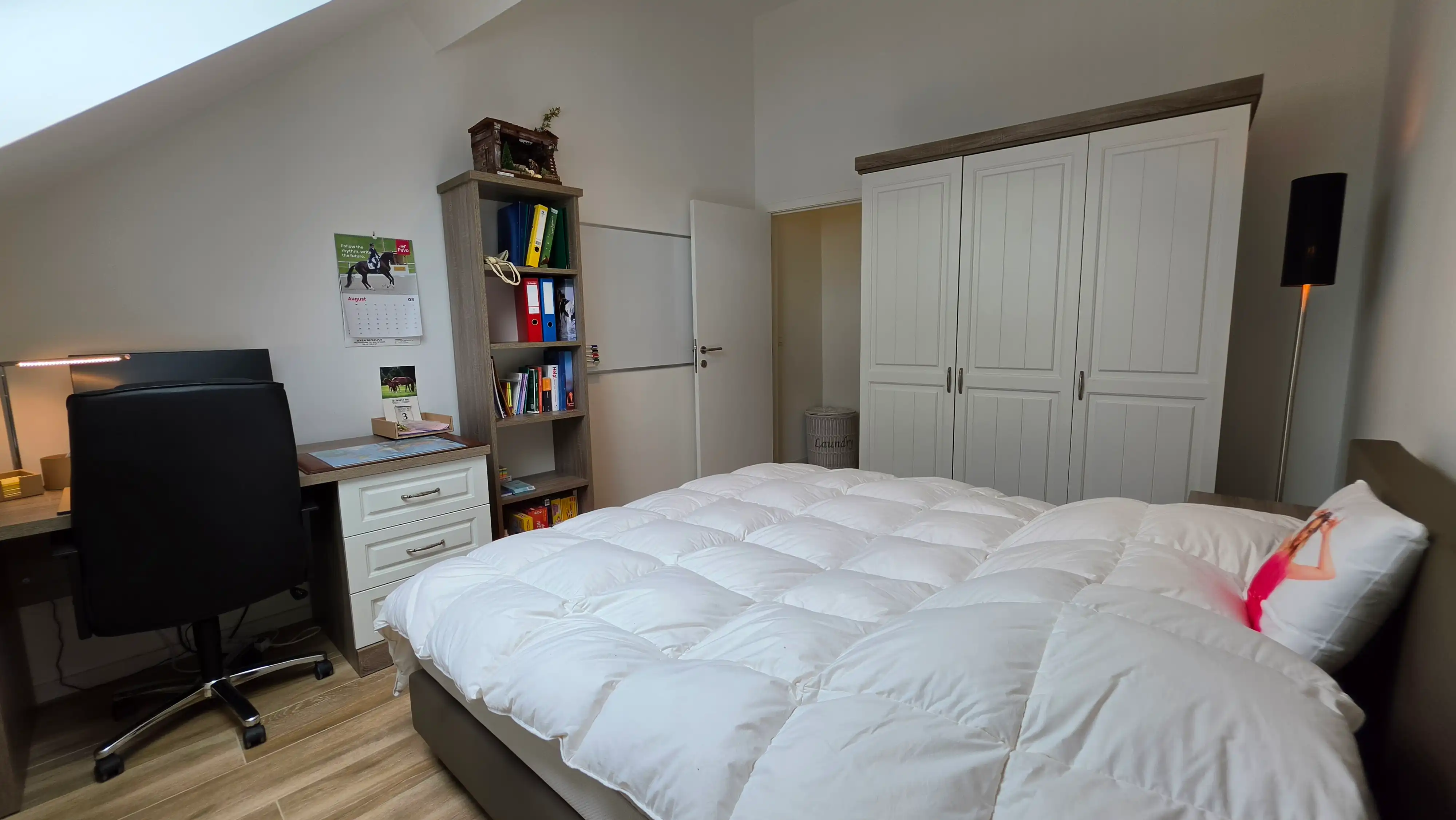 Luxueus twee slaapkamer app, terras, bureel, unieke ligging foto 19