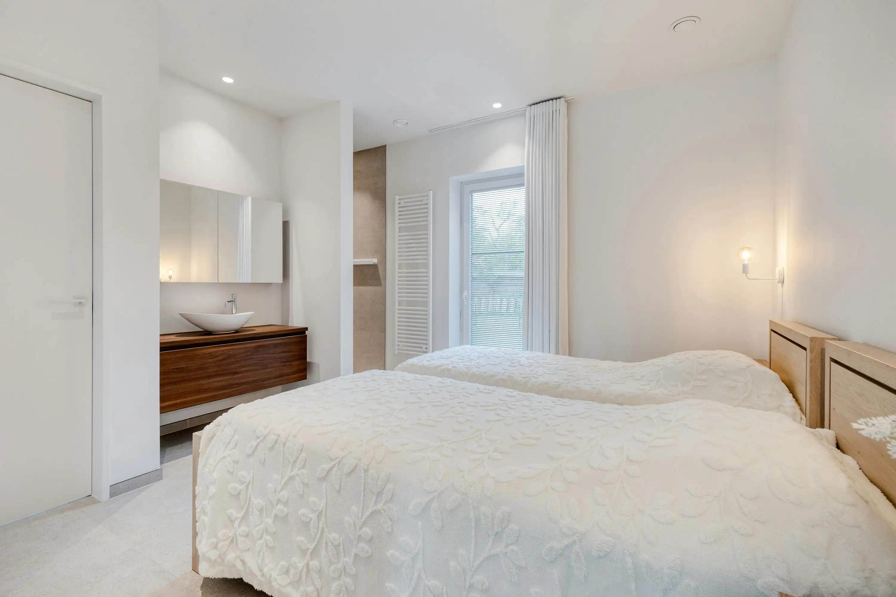 Perfect afgewerkte villa (2023) op rustige ligging foto 10