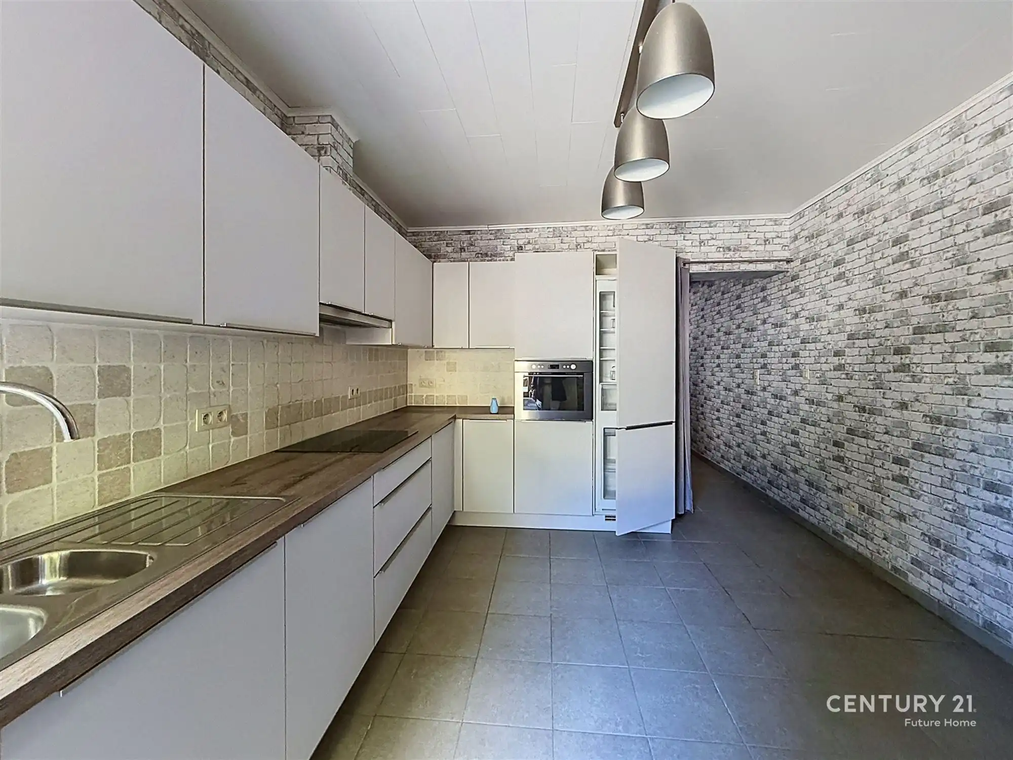 Charmante rijwoning te koop in Diest! foto 4