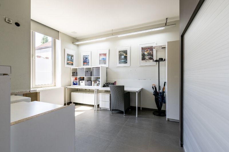 Architecturaal ingerichte woning met hoogwaardige afwerking. foto 4