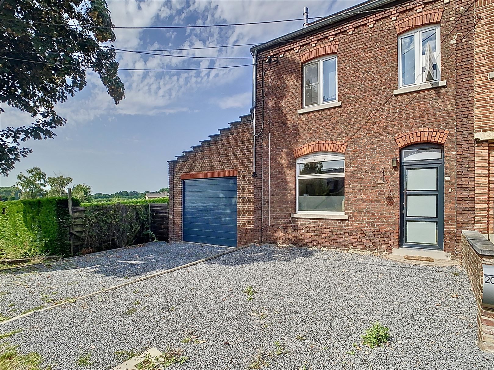 Instapklare woning, 2 slpks, tuin en garage foto 2