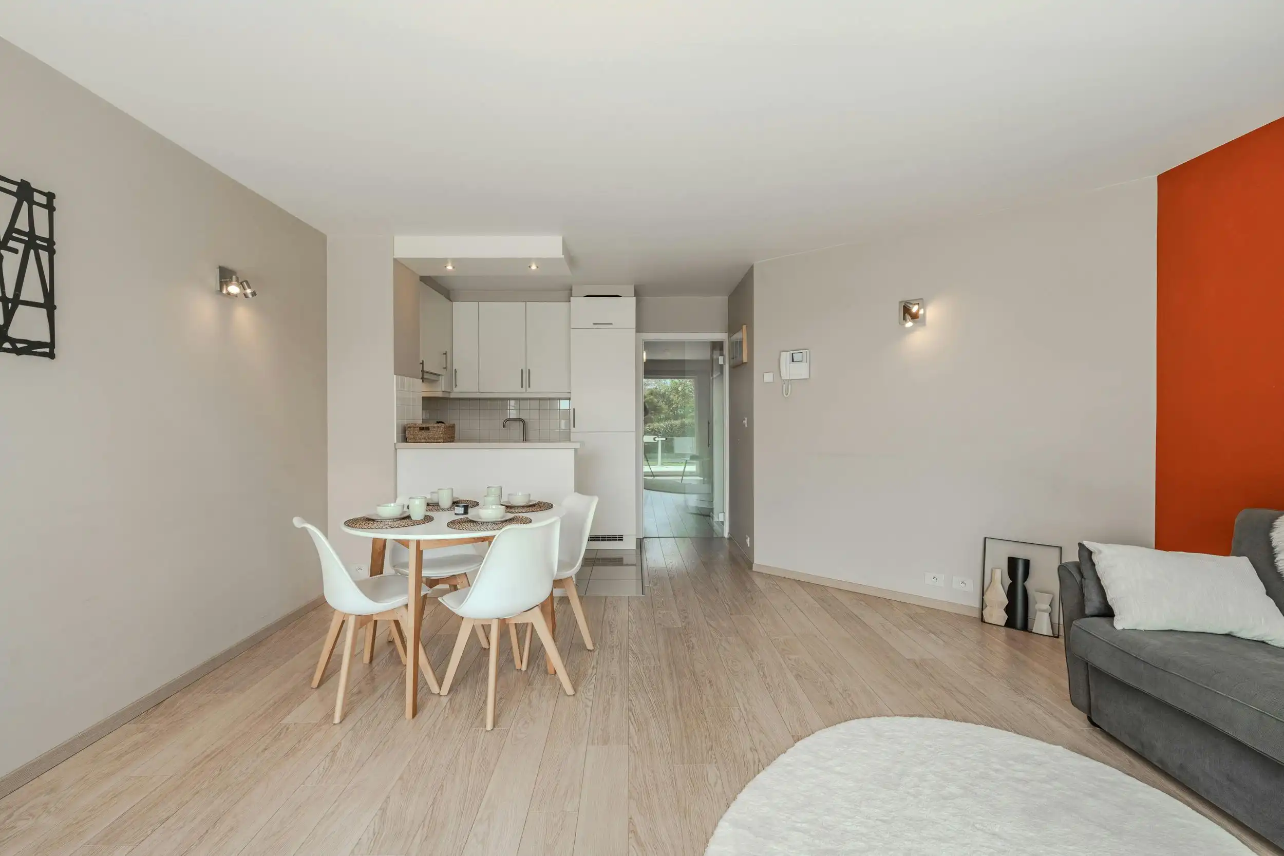 Lichtrijke appartement met zongericht terras te Warande! foto 8