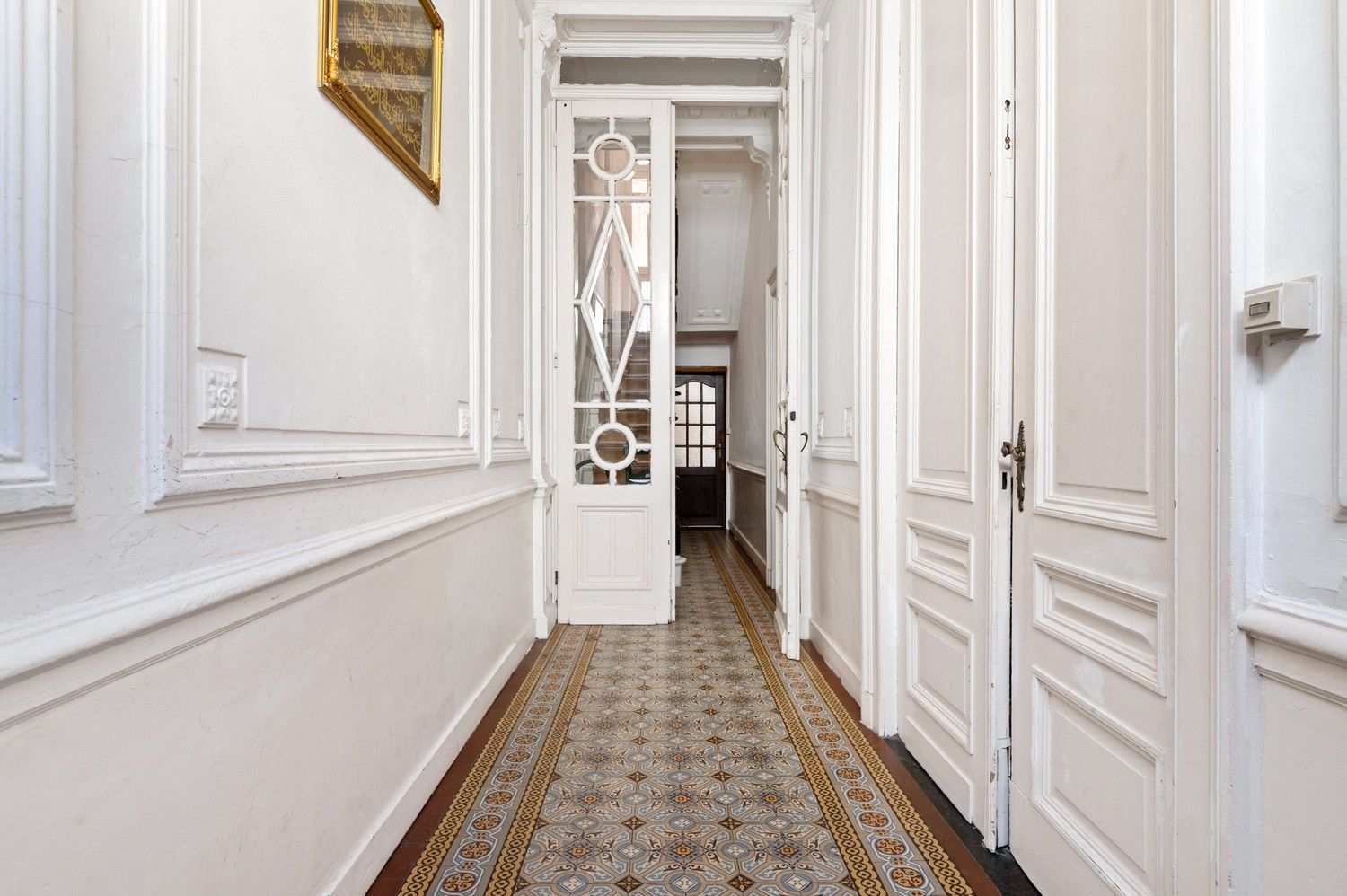 Ruime woning met 8 slaapkamers te Antwerpen! foto 2
