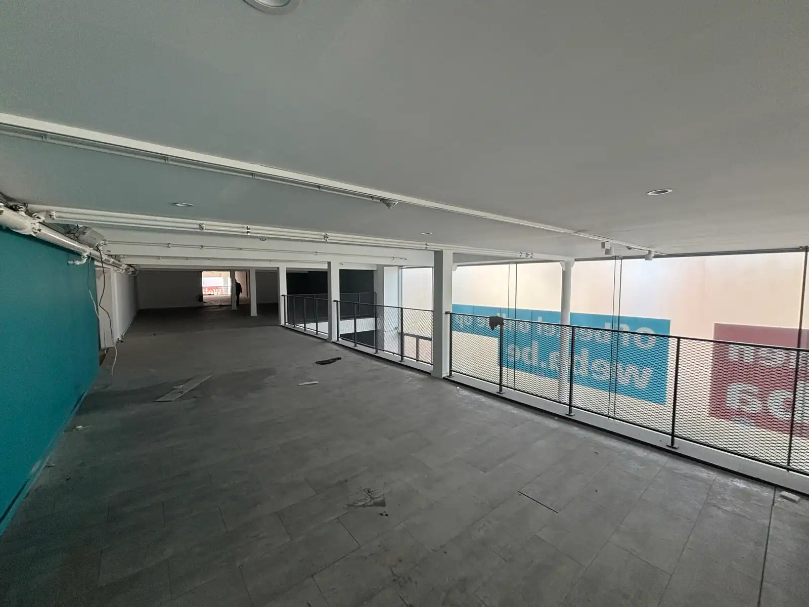 Handelsruimte 829 m² te huur naast WEBA Tongeren foto 6