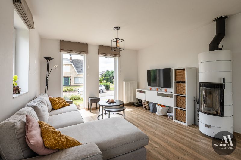 Recente energiezuinige woning met grote tuin foto 8