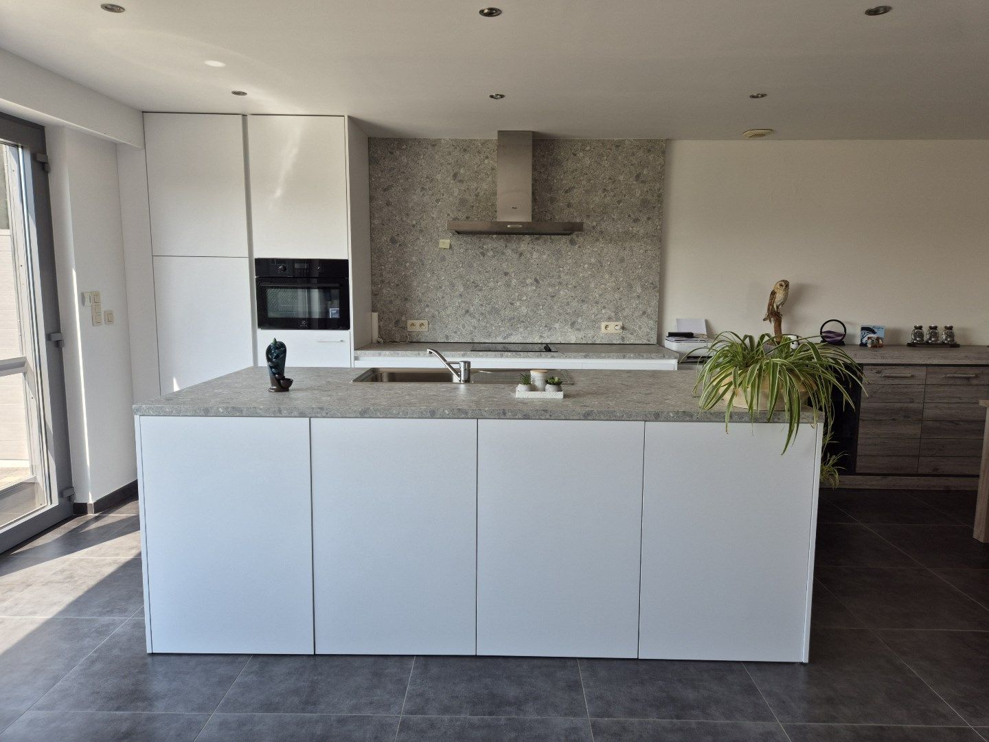 Gelijkvloers appartement met 1 slaapkamer en terras. foto 10