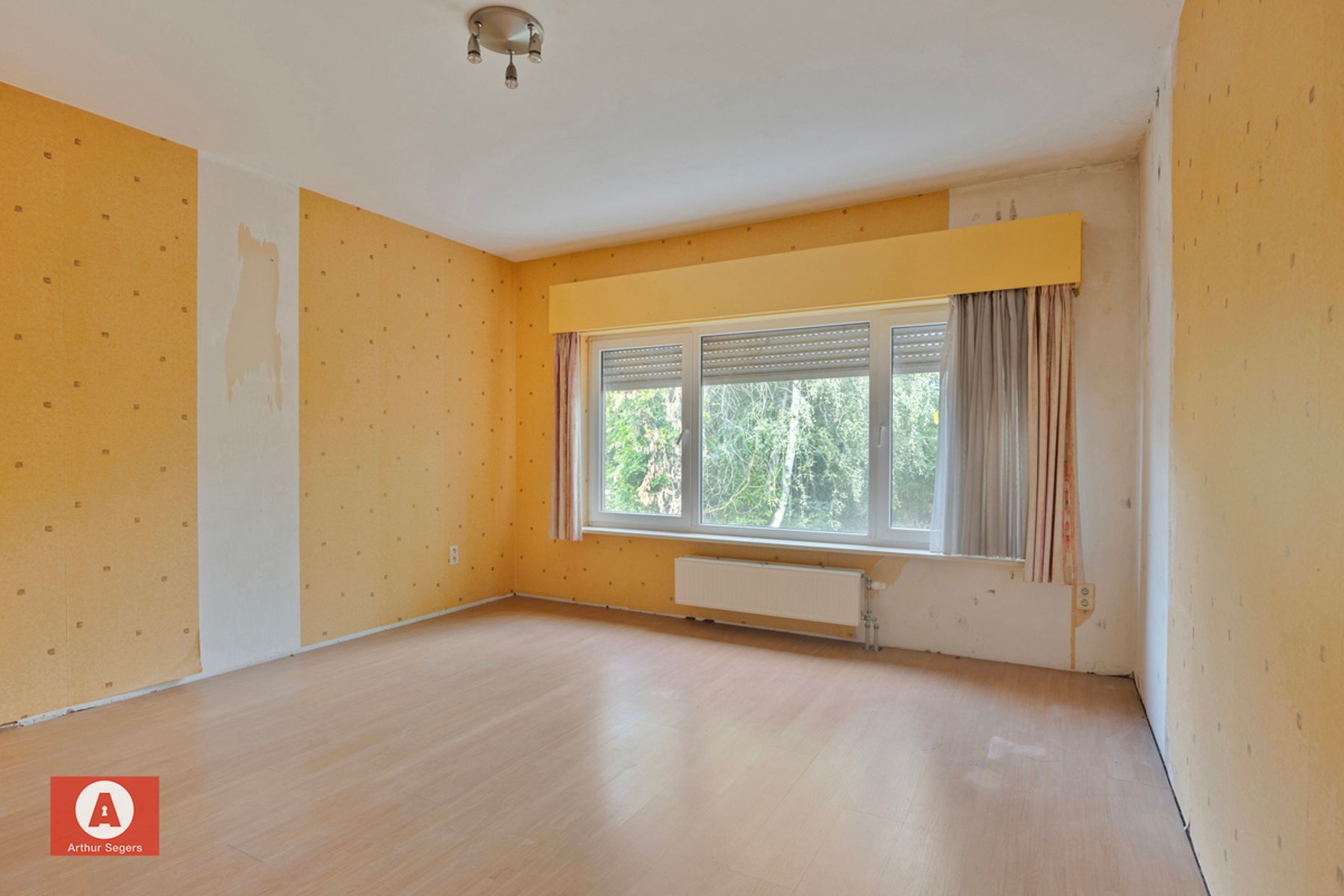 Zeer ruime (kangoeroe)woonst met praktijkruimte foto 11