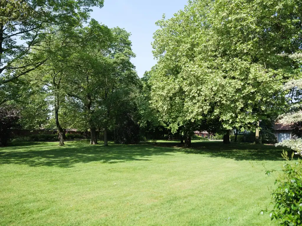 Bijzonder ruime en karaktervolle herenwoning met prachtige parktuin van ca. 6.800 m² in Oostakker foto 8