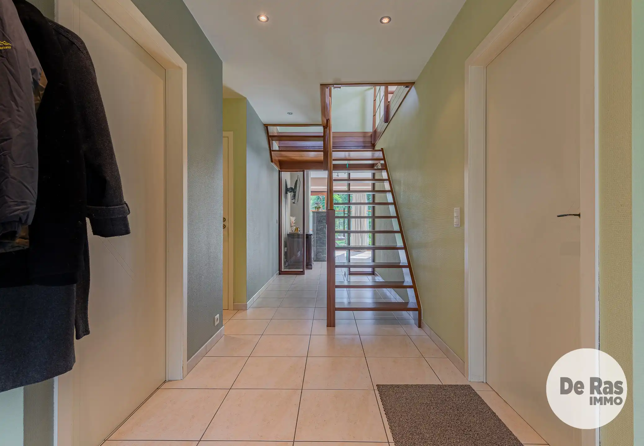 LEDE - Perfect onderhouden woning op een rustige locatie foto 13