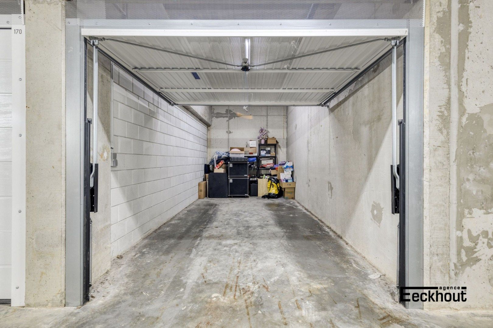 Instapklaar appartement in recente residentie nabij het strand te Mariakerke! foto 15