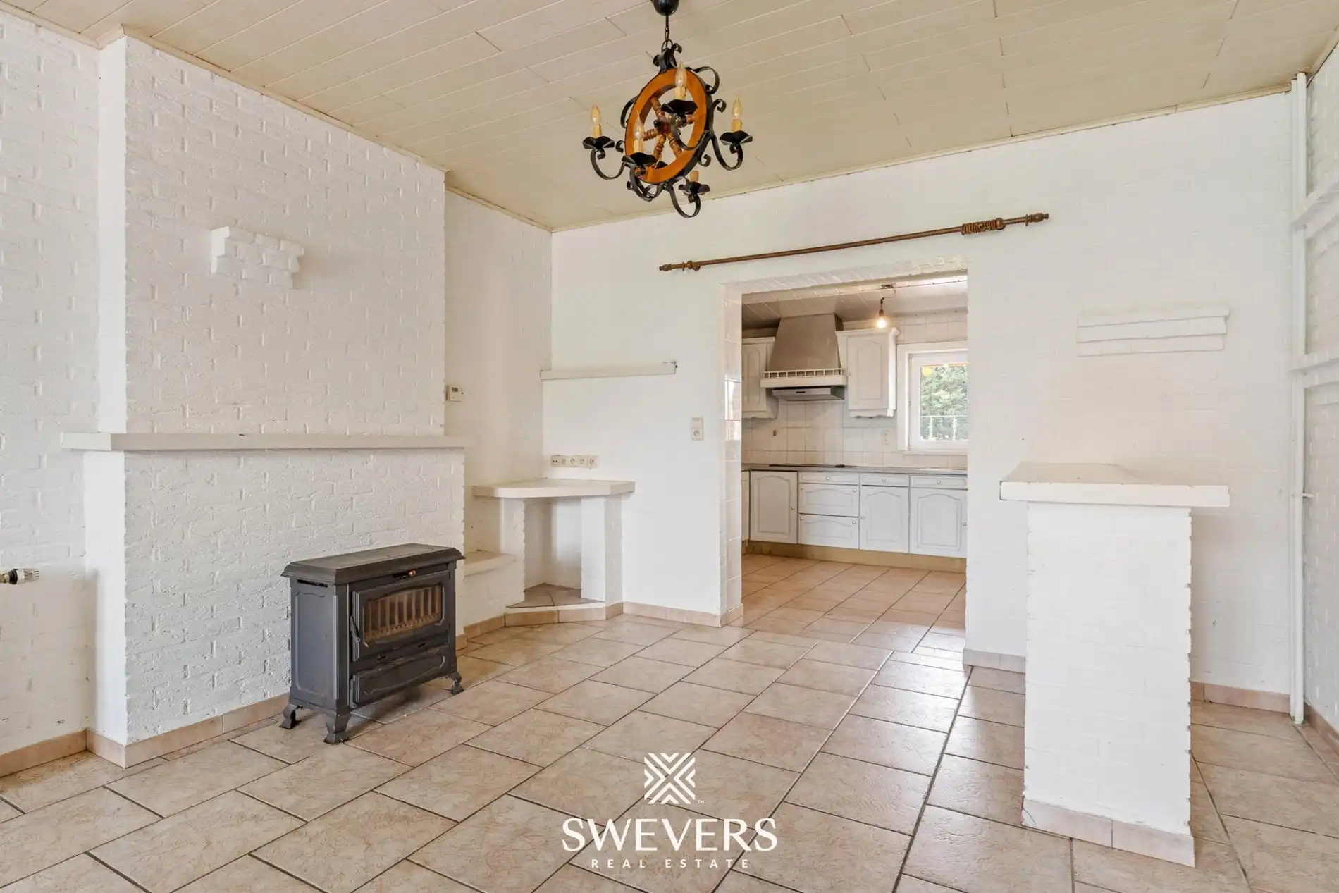 Charmante open bebouwing met 3 slaapkamers, zonnige tuin en renovatiepotentieel foto 7