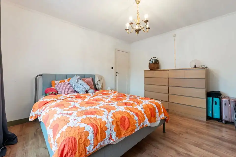 GEZELLIGE GEZINSWONING MET 3 SLKS, GARAGE EN VEEL PRIVACY foto 25