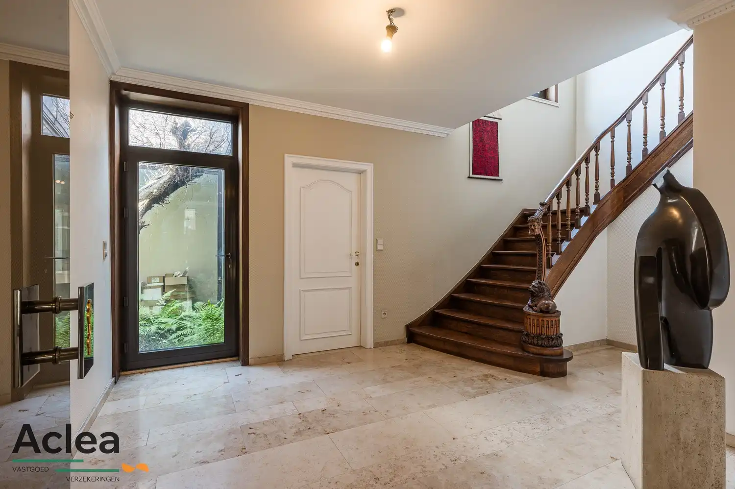 Uitzonderlijk ruime woning met veelzijdige mogelijkheden foto 17