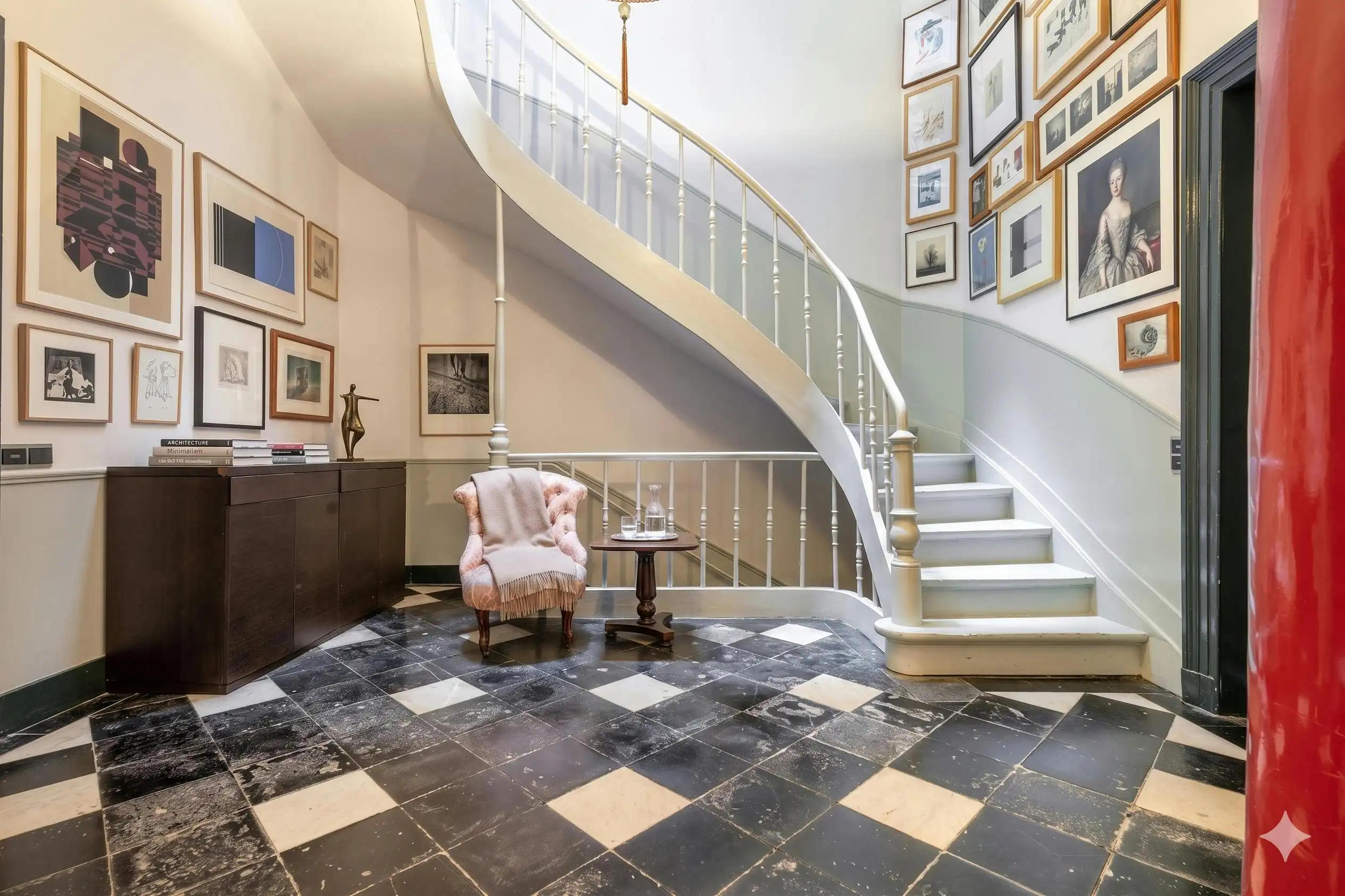 Prachtig herenhuis in Brussel met 5 slaapkamers foto 4