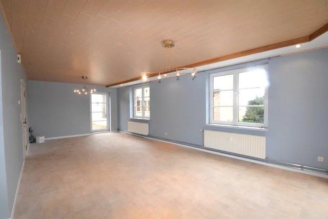 Appartement met twee slaapkamers en terras foto 3