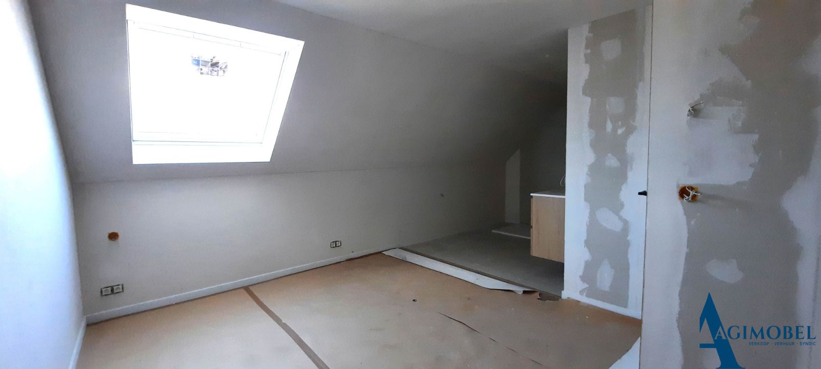 Energiezuinige nieuwbouwwoning in moderne landelijke stijl met 5 slaapkamers te Moerkerke. foto 16