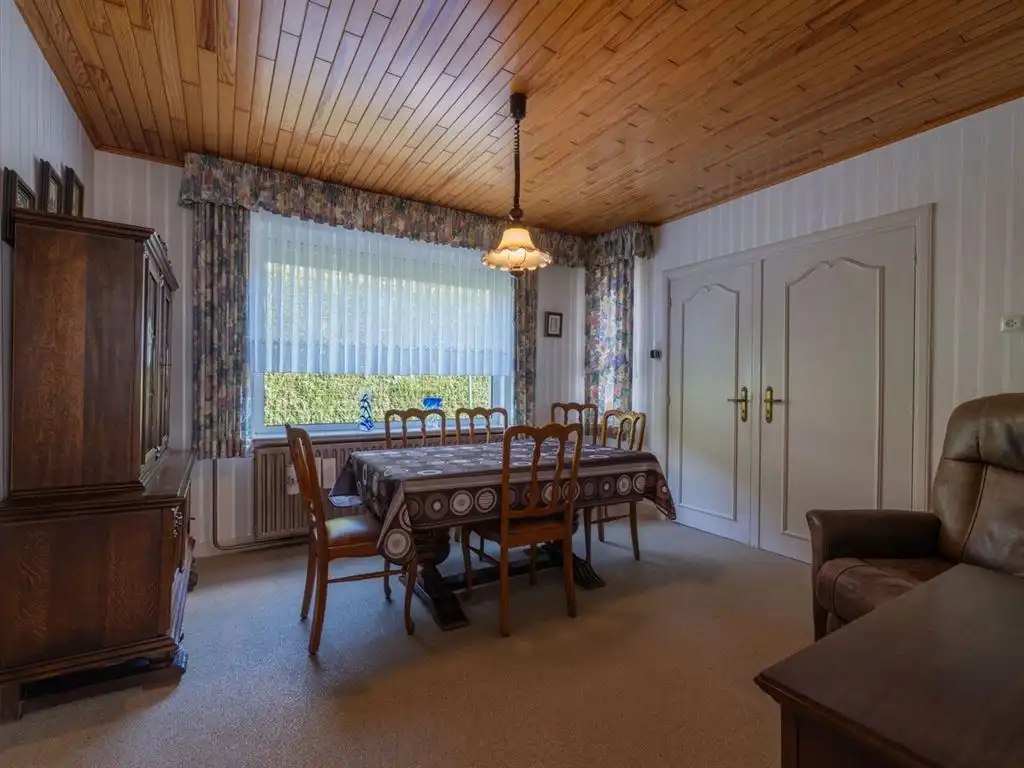 Te renoveren vrijstaande woning foto 15
