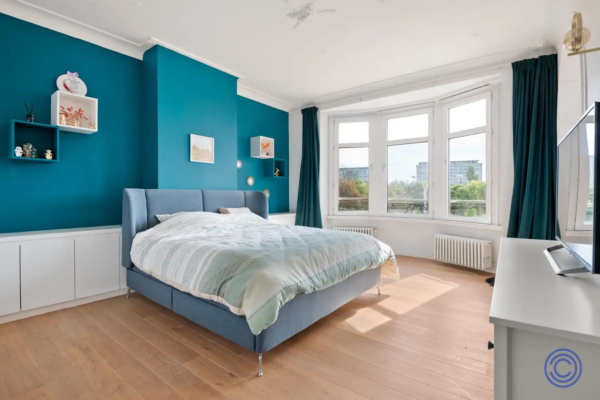 Karaktervol duplexappartement met terras in hartje Zurenborg! foto 9