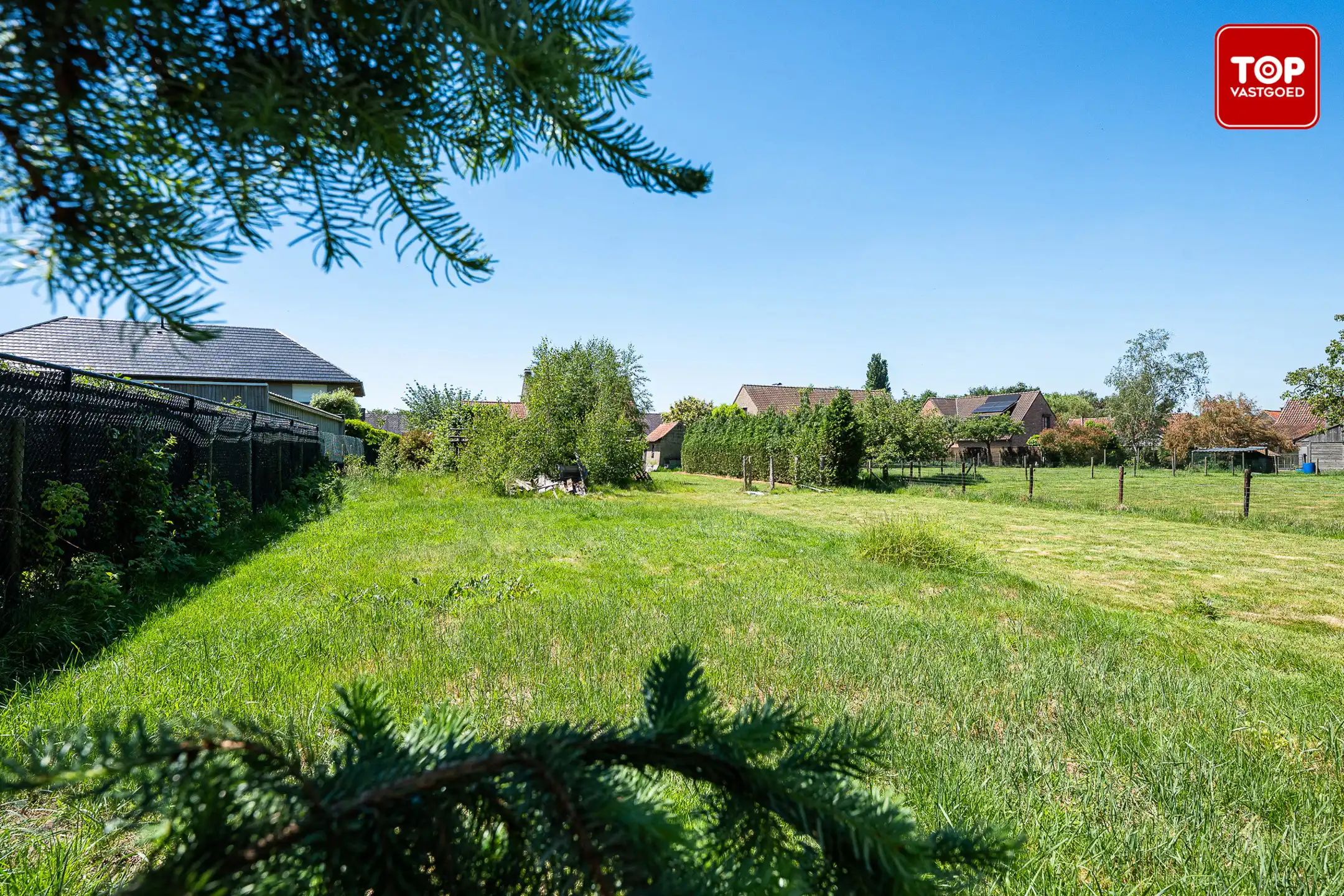 Uitzonderlijk gelegen perceel met totaal te renoveren of herop te bouwen woning.  foto 26