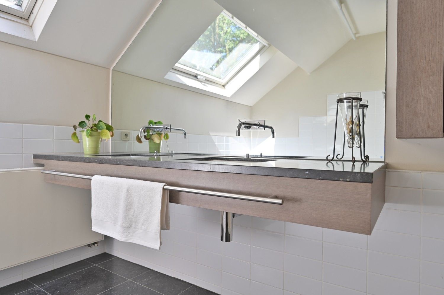 Wonen & Werken: Royale woning met aparte praktijkruimte in een groene, bereikbare omgeving te Zutendaal foto 21