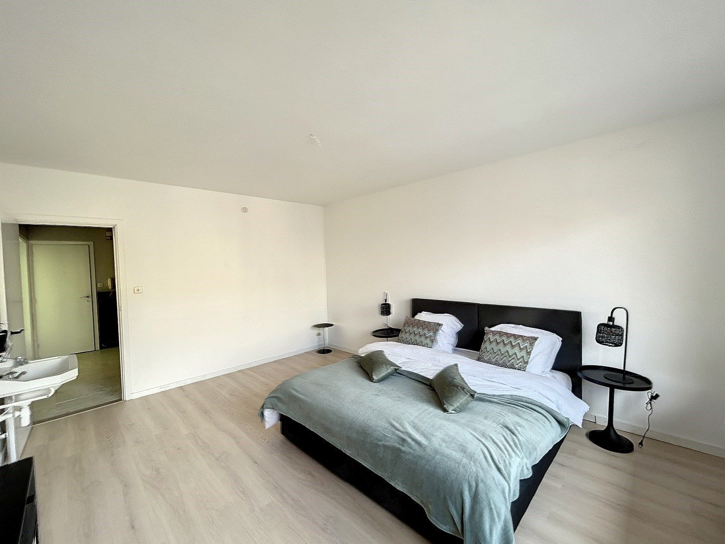 Ruim 2 SLPK appartement met open zicht foto 15