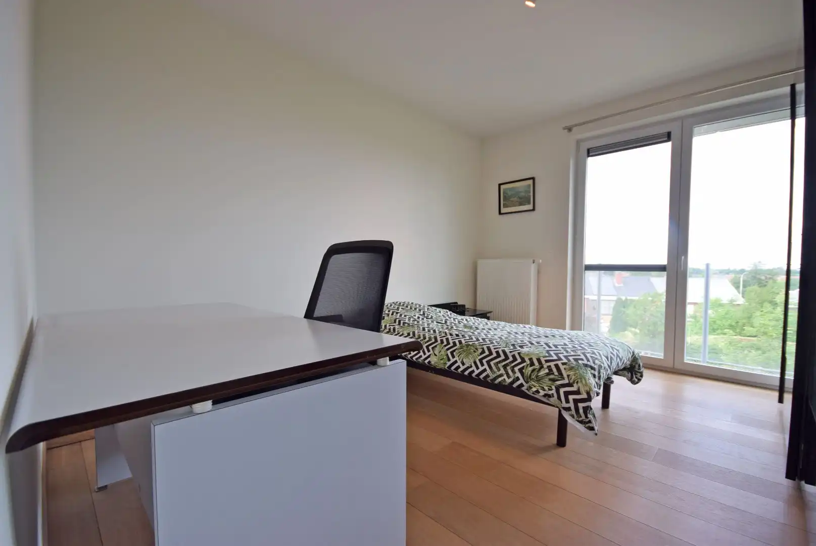 EXCLUSIEF APPARTEMENT IN GROENE EN RUSTIGE OMGEVING NABIJ HET STERREBOS foto 13