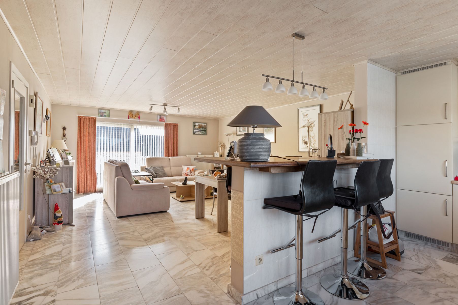 Instapklaar appartement met 2 terrassen en garage foto 9