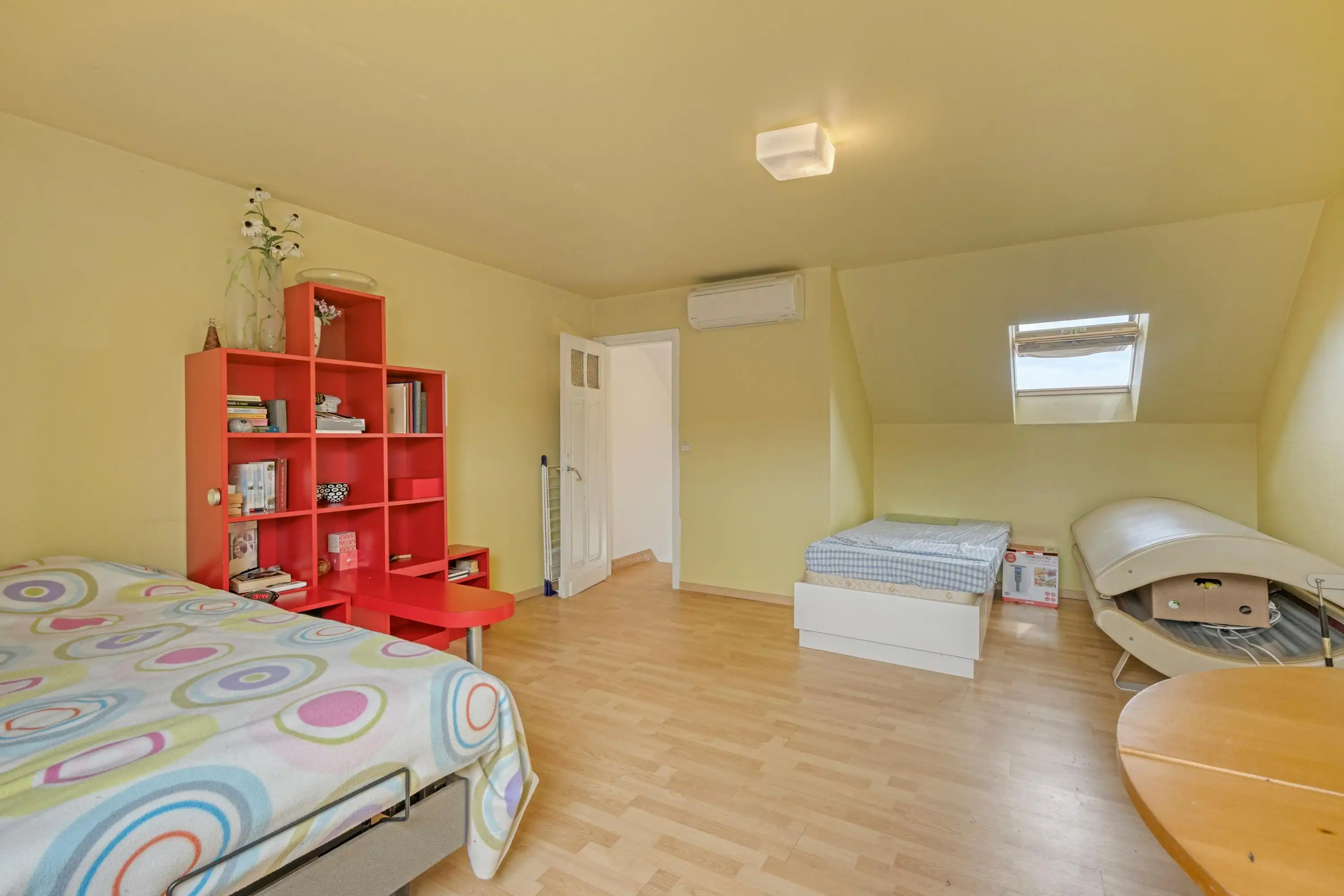 Stijlvol en energiezuinig (EPC B) huis te Izegem foto 11