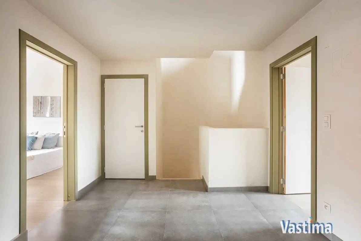 Nieuwbouw gesloten woning met 3 slaapkamers, garage en tuin foto 29