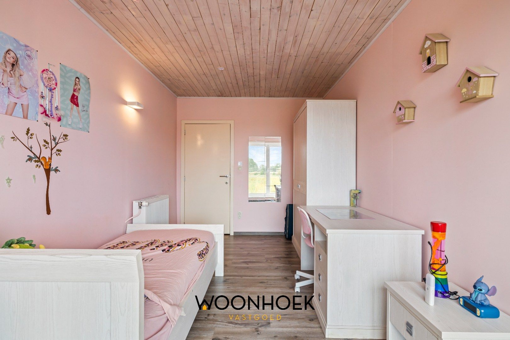 Ruime 4 slaapkamer woning met fraai aangelegde tuin te Lokeren!  foto 15