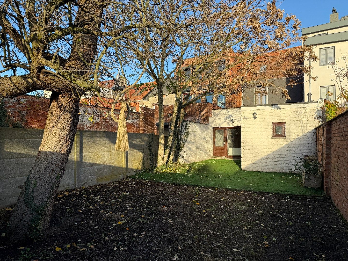 Verzorgd gelijkvloers 1-slpk appartement met tuin foto 2