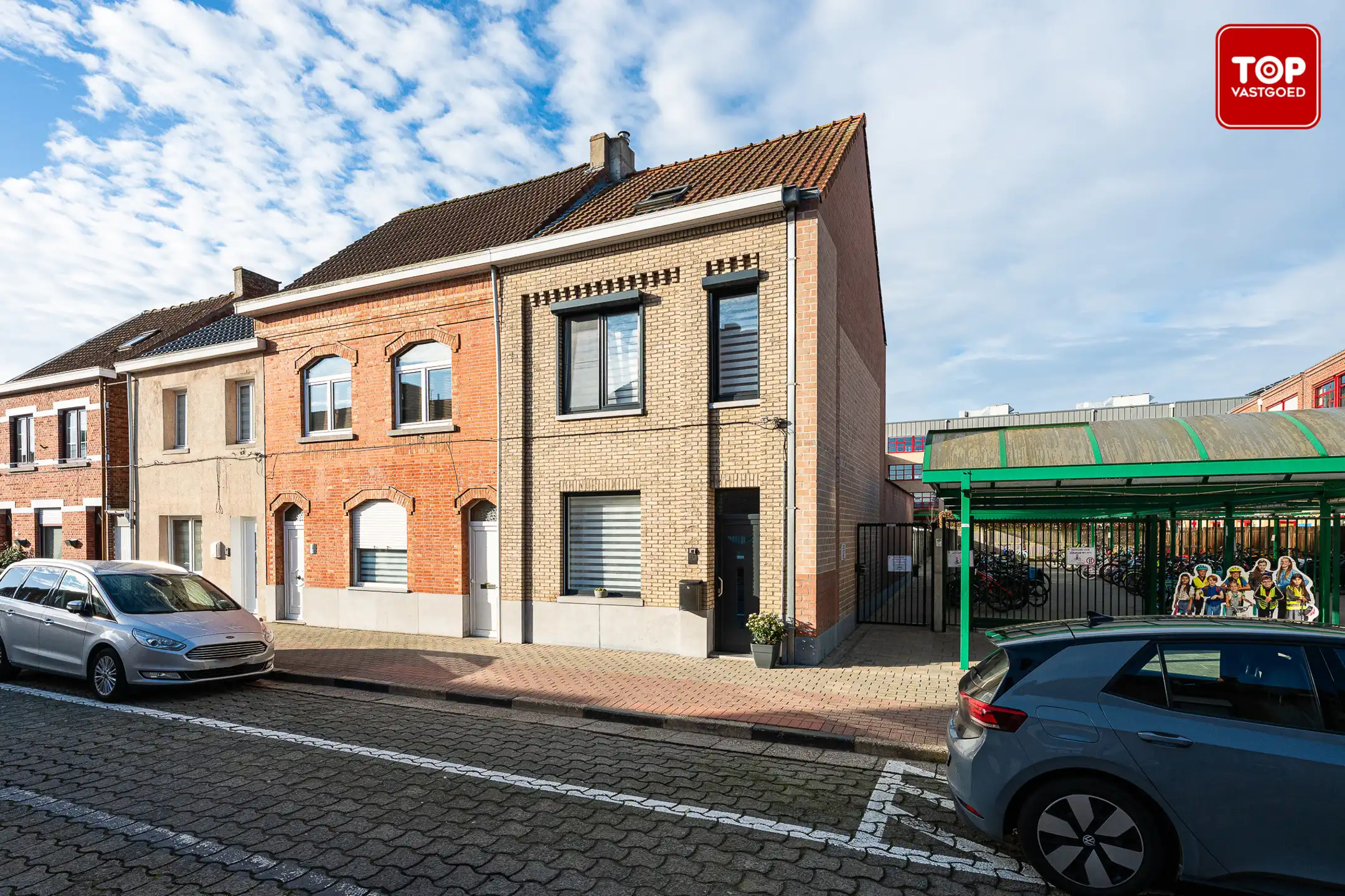 Instapklare woning met 3 slaapkamers en prachtige tuin  foto 2