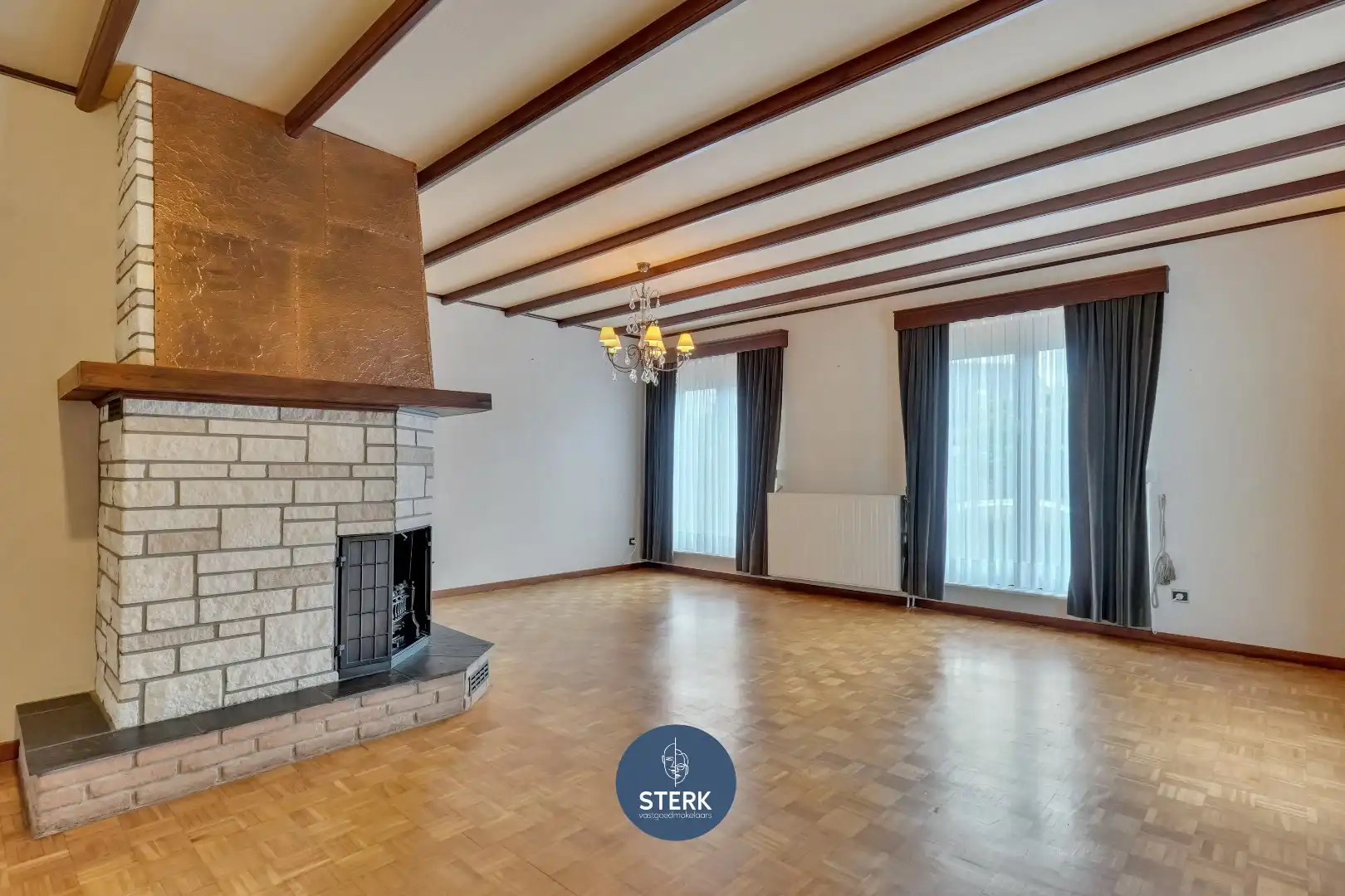 GELIJKVLOERSE WONING MET VEEL POTENTIEEL OP EEN RUSTIGE LOCATIE TE REKEM !  foto 7